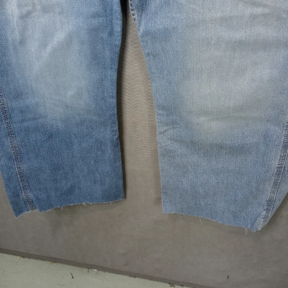 Levi's loose straight men's carpenter blue jeans sz 40x30.   401 55pm
